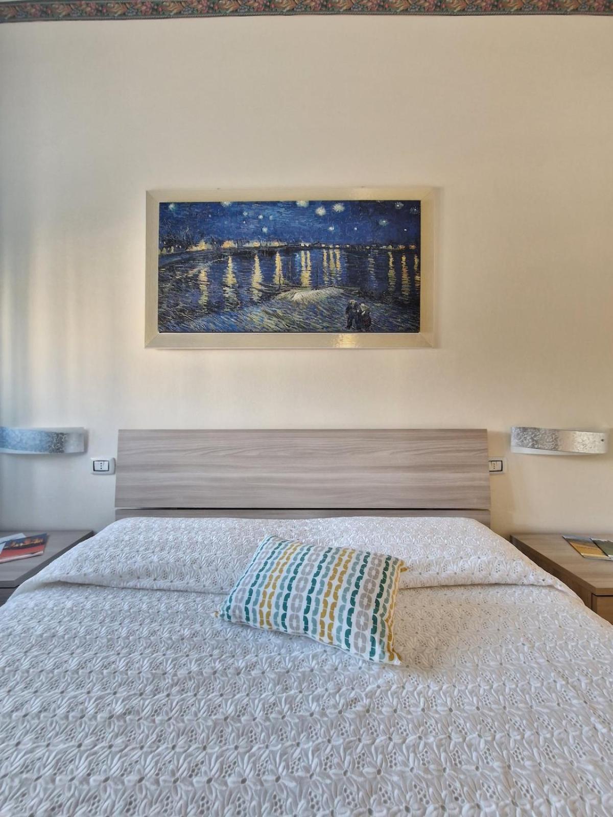 Apartment51, 10 Minutes From Centre By Tram Florencia
